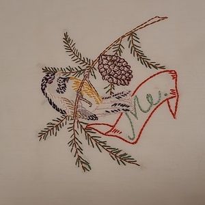 Vintagr Hand Stitched Maine State Bird & Flower